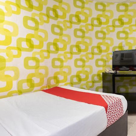 OYO 107 Orange Nest Hotel Manila Exterior foto